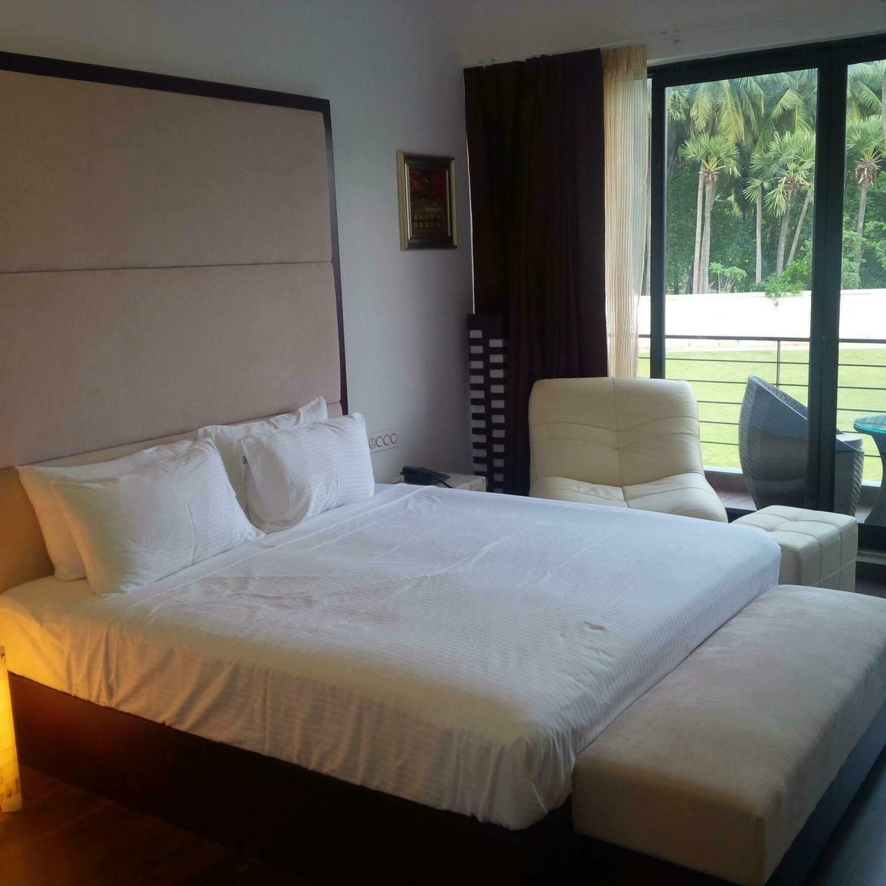 Anora Beach Resort Mahabalipuram Kuvattur Ngoại thất bức ảnh