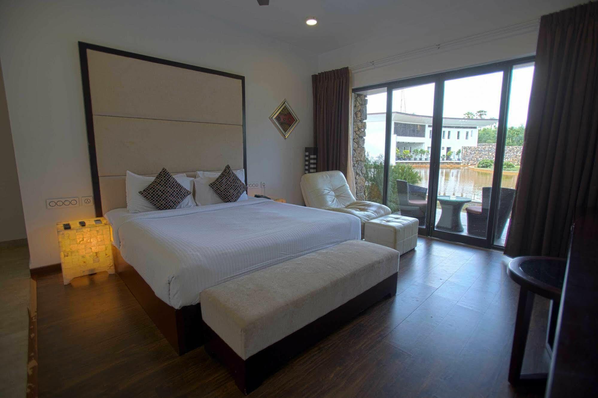 Anora Beach Resort Mahabalipuram Kuvattur Ngoại thất bức ảnh